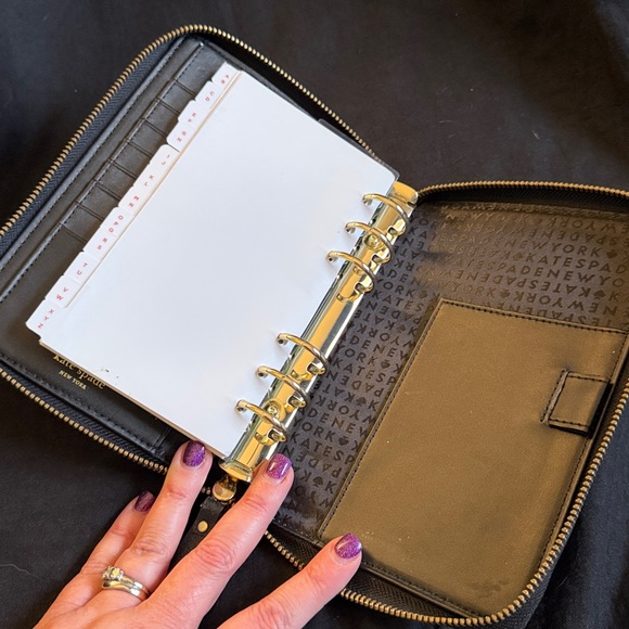Kate ♠️ Spade Zip Agenda - Picture 9 of 9